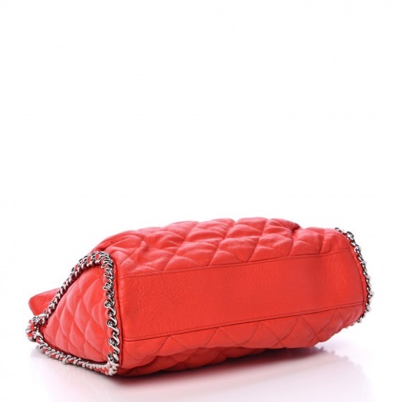 CHANEL Hobo (Discontinued) - Picture 4 of 8